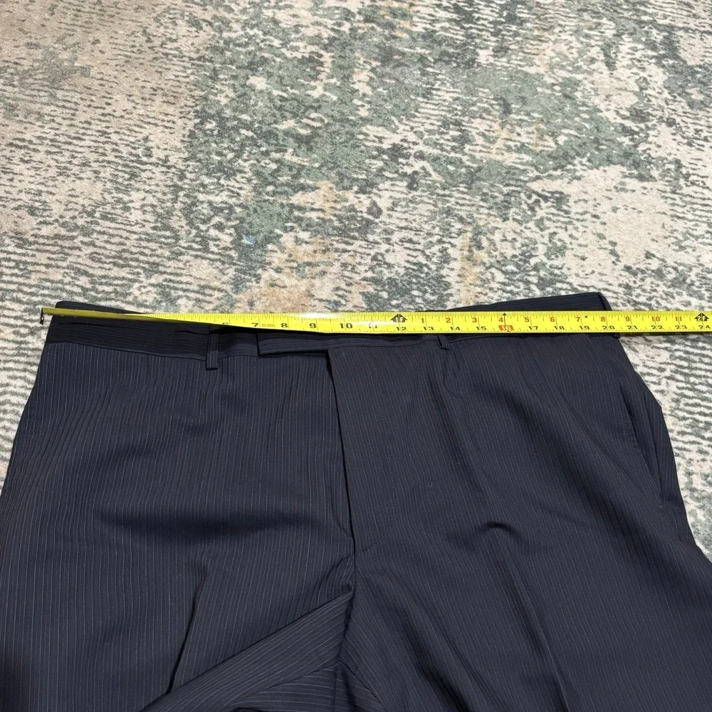 Hugo Boss pinstripe 2 Piece suit Super 120 48L